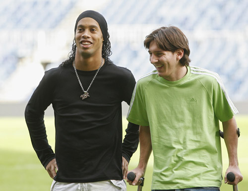 埃迪·豪：输球后球迷愤怒能理解，英联杯是改变现状绝佳机会（埃迪·豪：理解球迷败仗后的愤怒，英联杯是扭转局面的好时机）