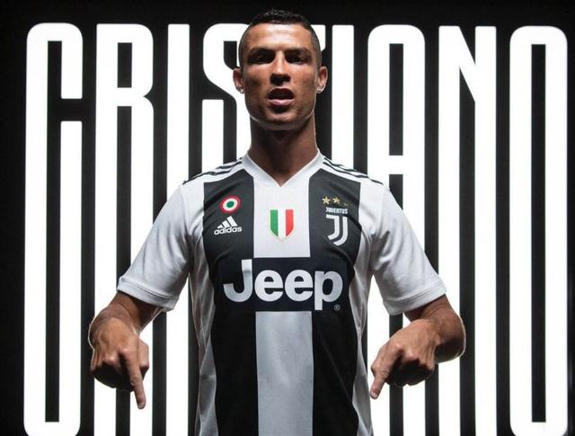 博尔哈：哈兰德是目前足坛最佳中锋；历史最佳中锋是德罗巴（博尔哈认为：哈兰德是当今足坛头号中锋，德罗巴则为史上最佳）